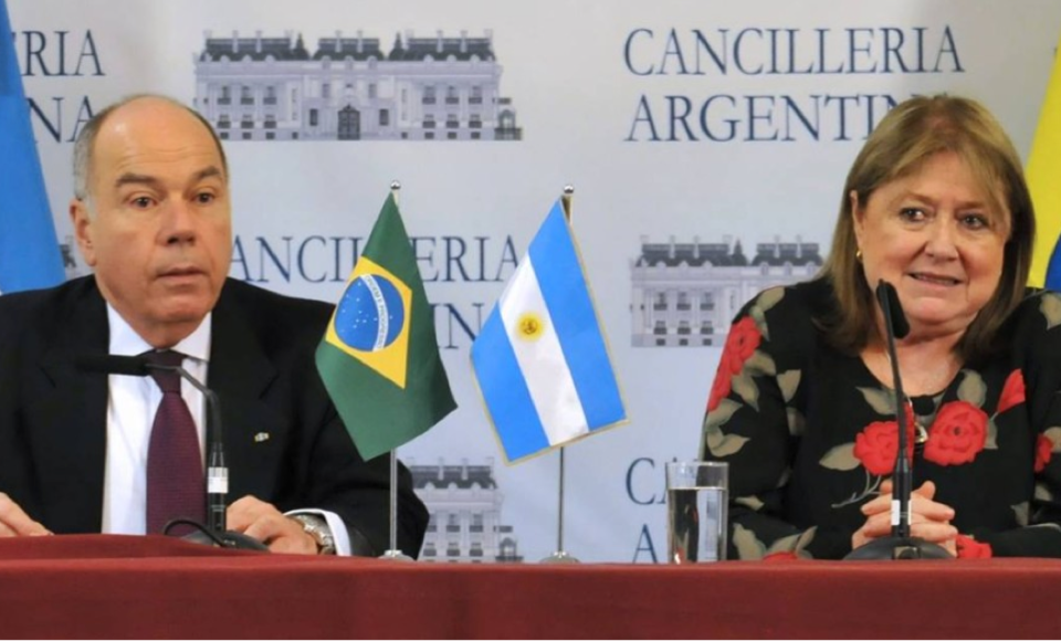 Brazil And Argentina Must Prepare Joint Plan As Venezuelan Debt Default ...